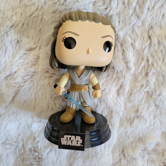 Funko Pop Rey - Picture 4 of 4